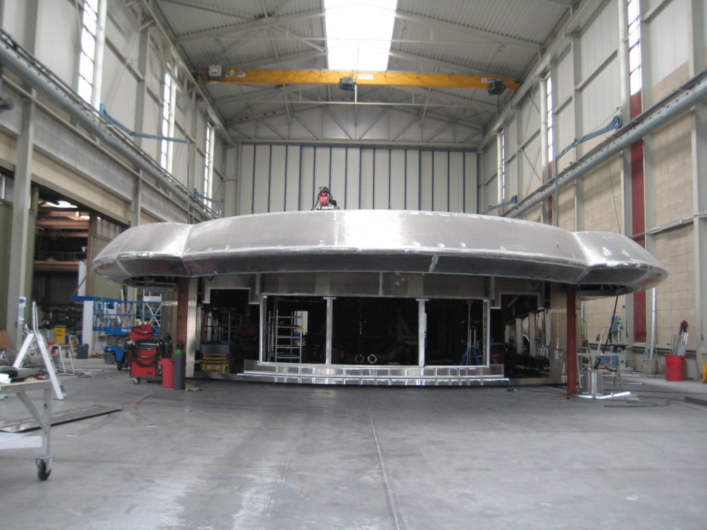 Opbouw megajacht BN 90 – 2016 - 2