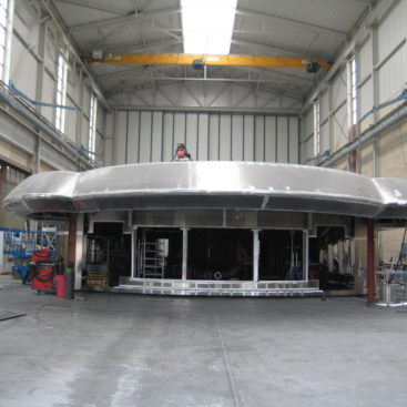 Opbouw megajacht BN 90 – 2016 - 2